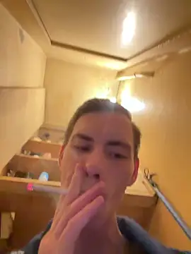 Snapshot of Erick_Wilson chatting on 02-10-25, 11:04 Erick Wilson online show from 02-10-25, 11:04