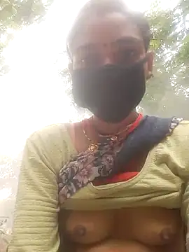 Snapshot of Seenu---Thakur chatting on 07-14-26, 07:24 Seenu---Thakur online show from 07-14-26, 07:24
