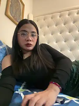 Snapshot of camillejoson chatting on 04-08-26, 12:16 camillejoson online show from 04-08-26, 12:16