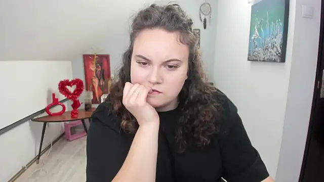 ElviraJoness online show from 02-16-26, 12:12