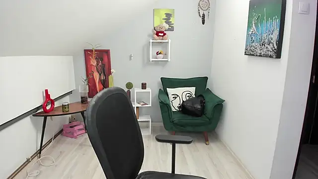 ElviraJoness online show from 03-18-26, 07:50