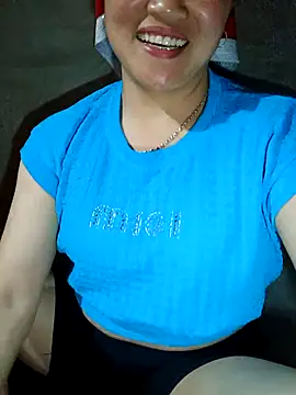 Snapshot of nelina_12345 chatting on 05-03-26, 04:02 nelina 12345 online show from 05-03-26, 04:02