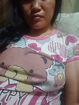 Snapshot of nelina_12345 chatting on 06-14-26, 06:10 nelina 12345 online show from 06-14-26, 06:10
