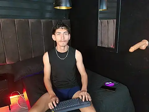 skinny jean  online show from 03-18-26, 08:23