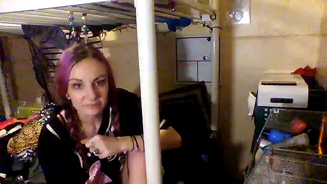 Snapshot of issyamazin chatting on 03-03-26, 10:59 issyamazin online show from 03-03-26, 10:59