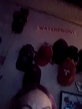 Snapshot of issyamazin chatting on 03-13-26, 02:45 issyamazin online show from 03-13-26, 02:45