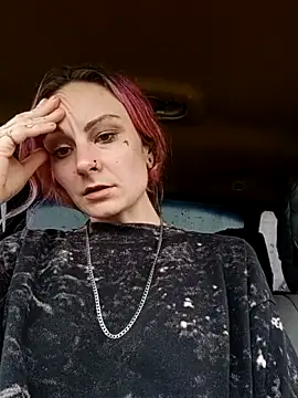 Snapshot of issyamazin chatting on 03-27-26, 07:35 issyamazin online show from 03-27-26, 07:35