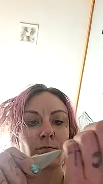 Snapshot of issyamazin chatting on 03-28-26, 10:59 issyamazin online show from 03-28-26, 10:59