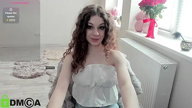 Monica muse online show from 05-06-26, 02:22