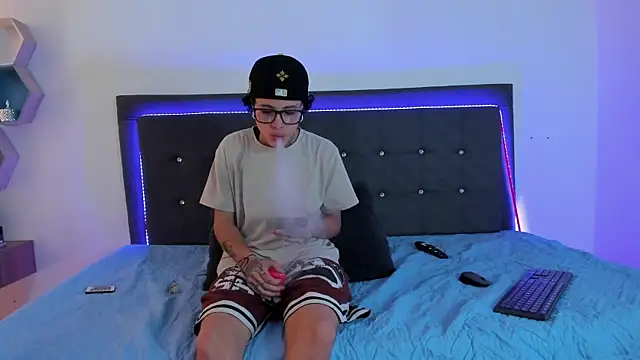 Ale cuzz online show from 02-28-26, 06:09