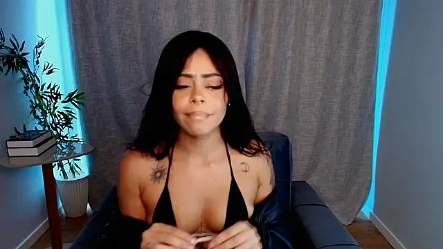 Pauline Clark online show from 02-18-26, 08:27