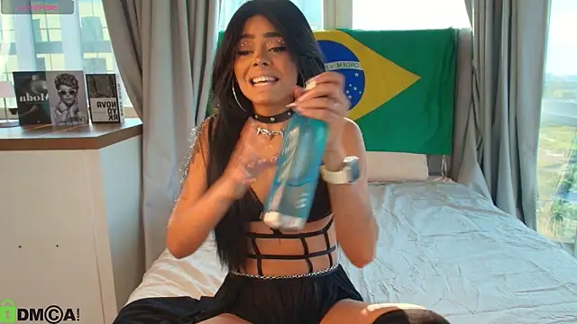 Pauline Clark online show from 03-06-26, 07:43