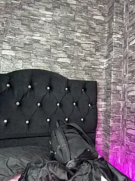 Lucyfer fire online show from 04-01-26, 11:22