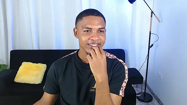 MaxCum18  online show from 02-24-26, 02:04