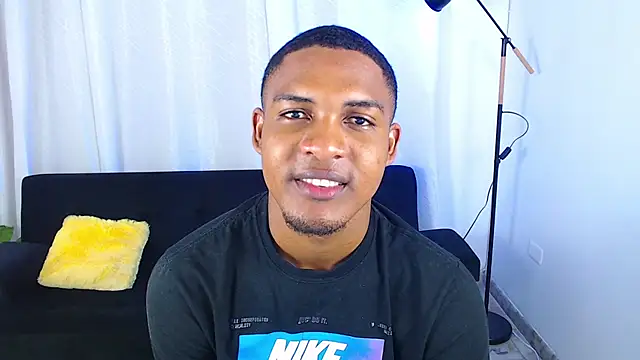 MaxCum18  online show from 02-25-26, 01:43