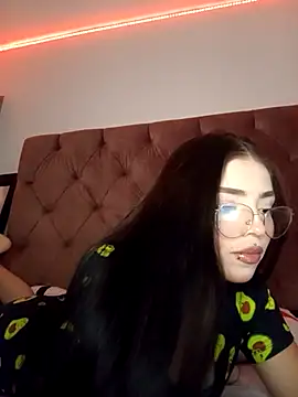 Snapshot of Gatita_Only17 chatting on 02-13-26, 01:45 Gatita Only17 online show from 02-13-26, 01:45