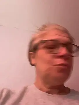 Snapshot of ShawtyThickGilf chatting on 02-13-26, 02:40 ShawtyThickGilf online show from 02-13-26, 02:40