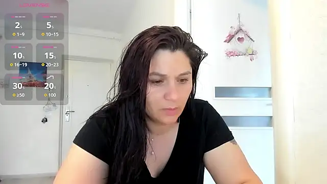 Snapshot of EVELYNA88 chatting on 05-09-26, 08:52 EVELYNA88 online show from 05-09-26, 08:52