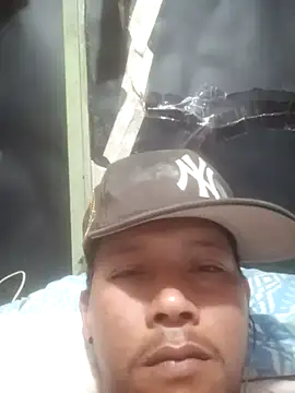 Snapshot of Alejo_534 chatting on 02-13-26, 04:30 Alejo 534 online show from 02-13-26, 04:30