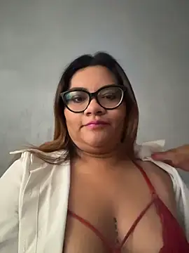 Snapshot of ludmila_x chatting on 07-05-26, 02:57 ludmila x online show from 07-05-26, 02:57