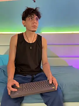 abrilandjulian online show from 03-21-26, 12:10