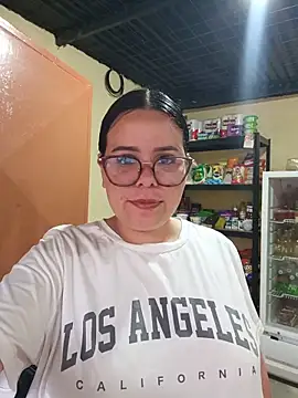 Snapshot of Blanquita_vip chatting on 06-18-26, 11:03 Blanquita vip online show from 06-18-26, 11:03