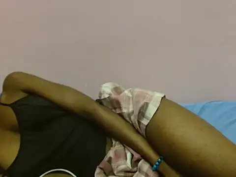 Sexybee01 online show from 02-20-26, 11:27