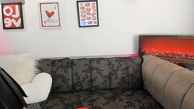 sweet-moon online show from 03-21-26, 09:18