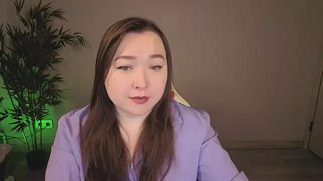 Daina waga online show from 05-18-26, 02:07