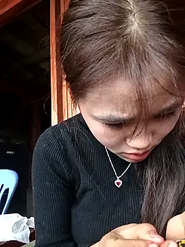 Snapshot of -Samm- chatting on 02-18-26, 03:13 -Samm- online show from 02-18-26, 03:13