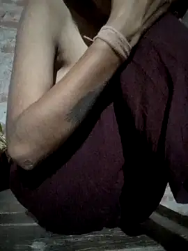 Horny Girl VIP online show from 04-13-26, 03:39