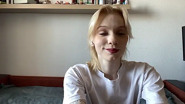 HirokoMassengills online show from 03-10-26, 05:12