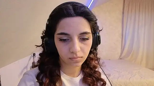 Blissmissataeses online show from 03-17-26, 12:41