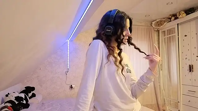 Blissmissataeses online show from 03-22-26, 12:30