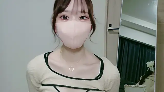 ukachan  online show from 03-30-26, 03:02