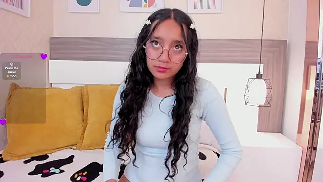 Emilyblussh online show from 03-17-26, 07:17