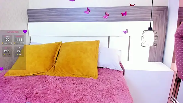 Emilyblussh online show from 04-09-26, 06:35