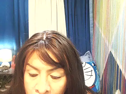 Snapshot of seductivediva chatting on 03-28-26, 02:27 seductivediva online show from 03-28-26, 02:27
