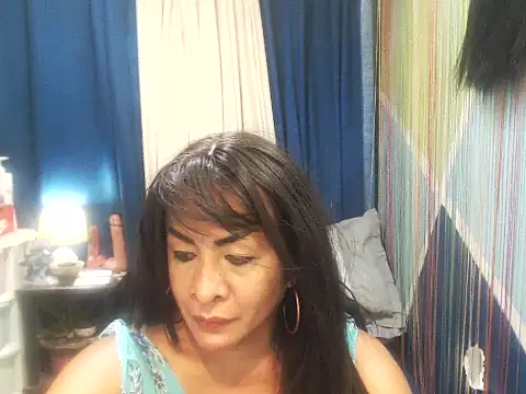 Snapshot of seductivediva chatting on 04-17-26, 02:42 seductivediva online show from 04-17-26, 02:42