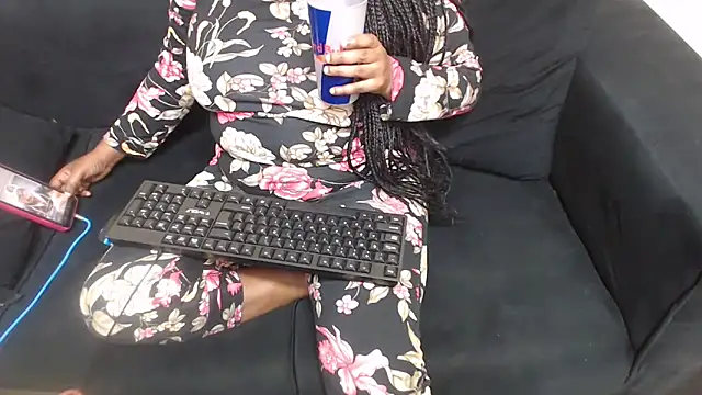 BustyNina41XX online show from 03-27-26, 11:04