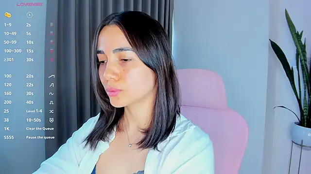 sara ospina22 online show from 04-14-26, 12:44