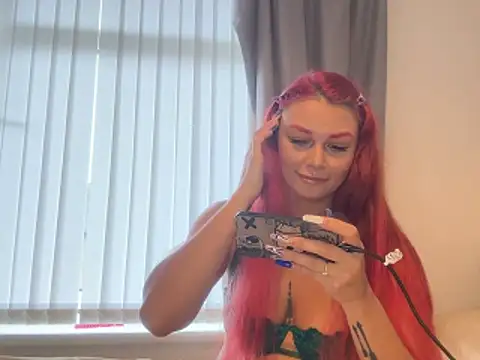 FoxyValentine online show from 06-27-26, 12:22