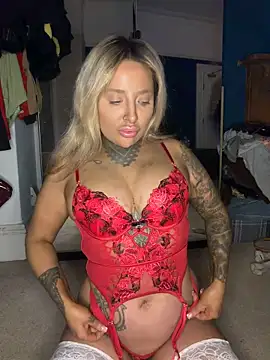 Summerwestt online show from 03-27-26, 08:19