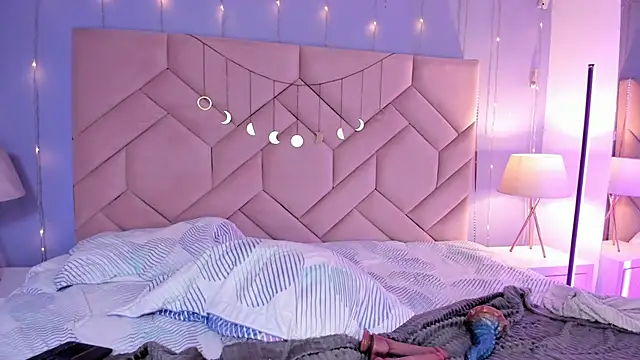 NaeniaDemon  online show from 03-21-26, 09:36