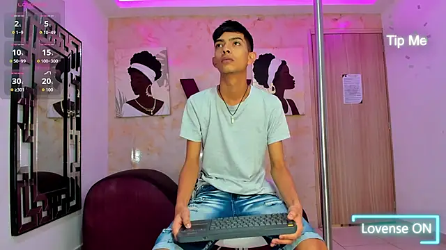 KITTY BOSH online show from 02-21-26, 01:23