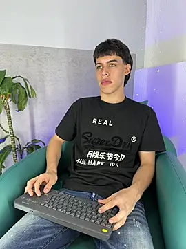 Snapshot of Lucian-greyy chatting on 03-07-26, 01:30 Lucian-greyy online show from 03-07-26, 01:30