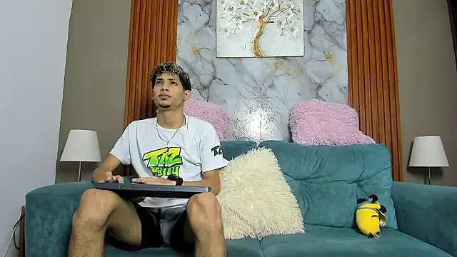 Snapshot of YOUNG_BOYS_HELL chatting on 03-13-26, 01:12 YOUNG BOYS HELL online show from 03-13-26, 01:12