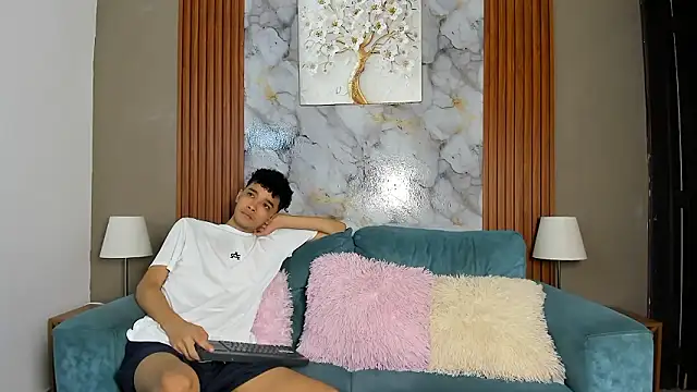 Snapshot of YOUNG_BOYS_HELL chatting on 03-18-26, 01:20 YOUNG BOYS HELL online show from 03-18-26, 01:20