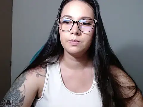 Snapshot of venus__24 chatting on 05-06-26, 04:41 venus 24 online show from 05-06-26, 04:41