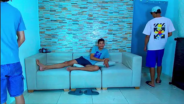 Snapshot of kinkyhousexxxx chatting on 08-09-26, 05:56 kinkyhousexxxx online show from 08-09-26, 05:56